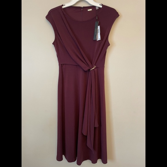 Tahari Dresses & Skirts - Tahari dress